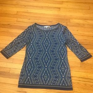 Max studio top size L